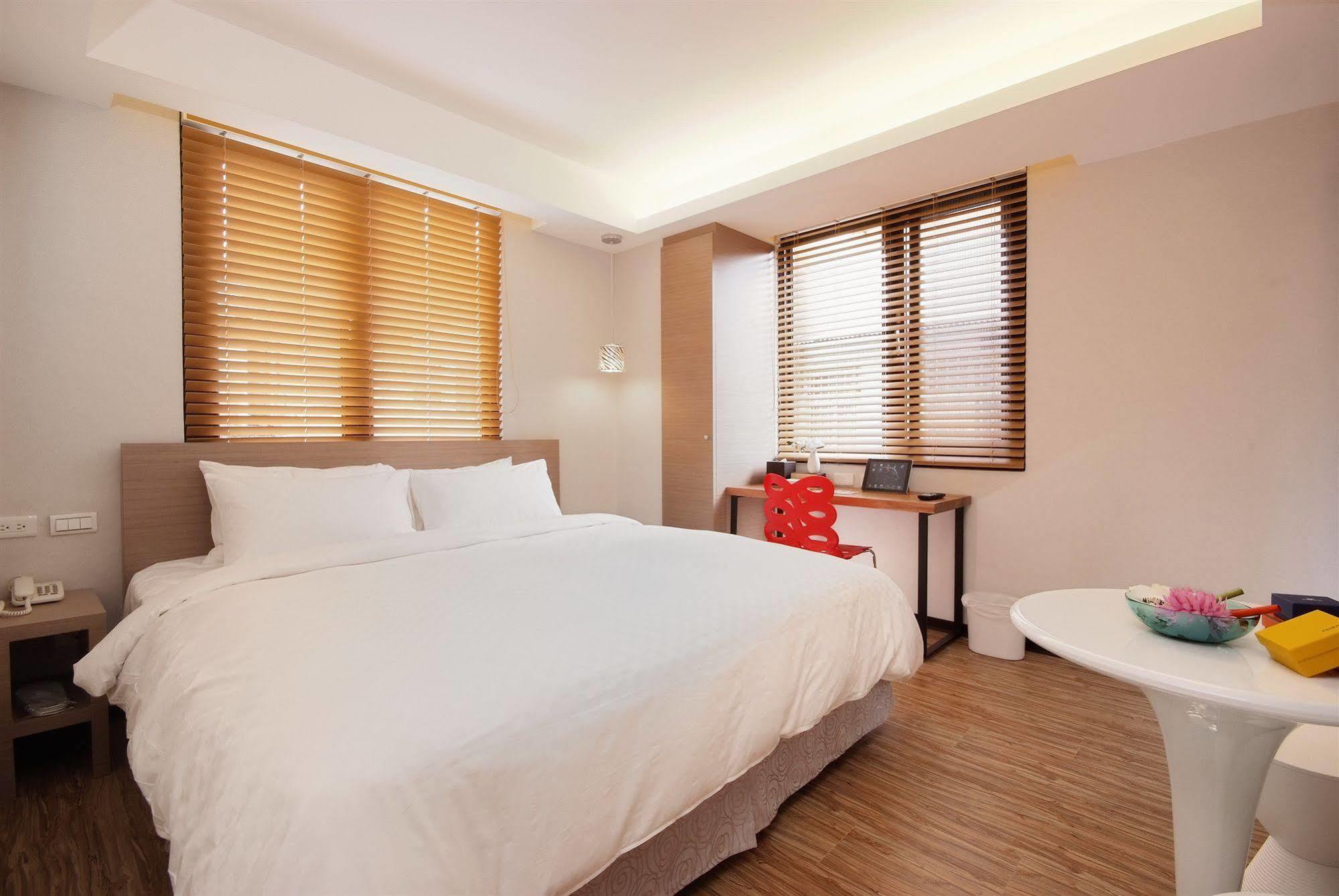 Lan Ting Business Inn Taipei Exterior photo