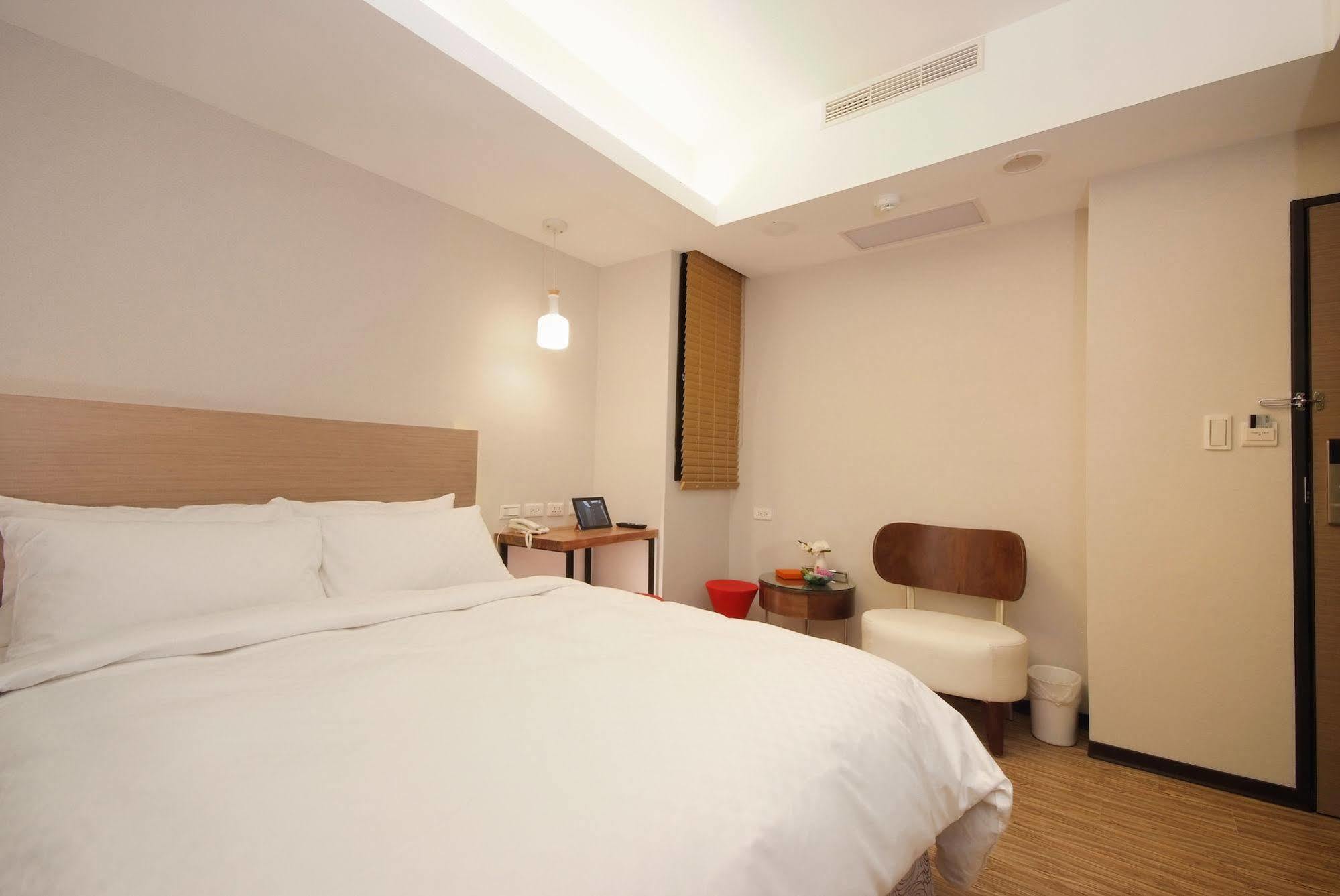 Lan Ting Business Inn Taipei Exterior photo